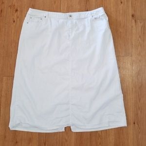 White Denim CJ Banks skirt